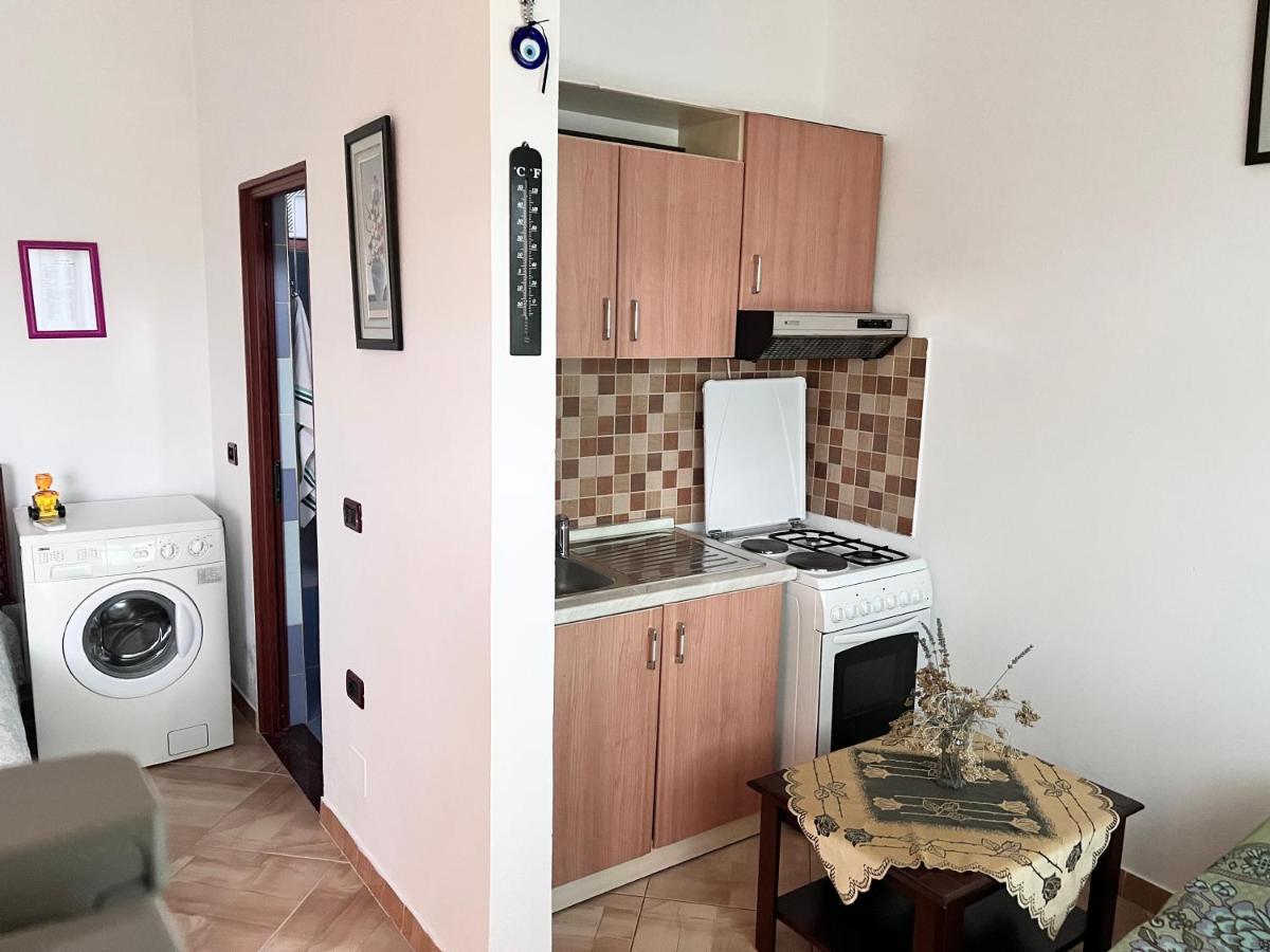 Ponari Apartments Rrotull エクステリア 写真