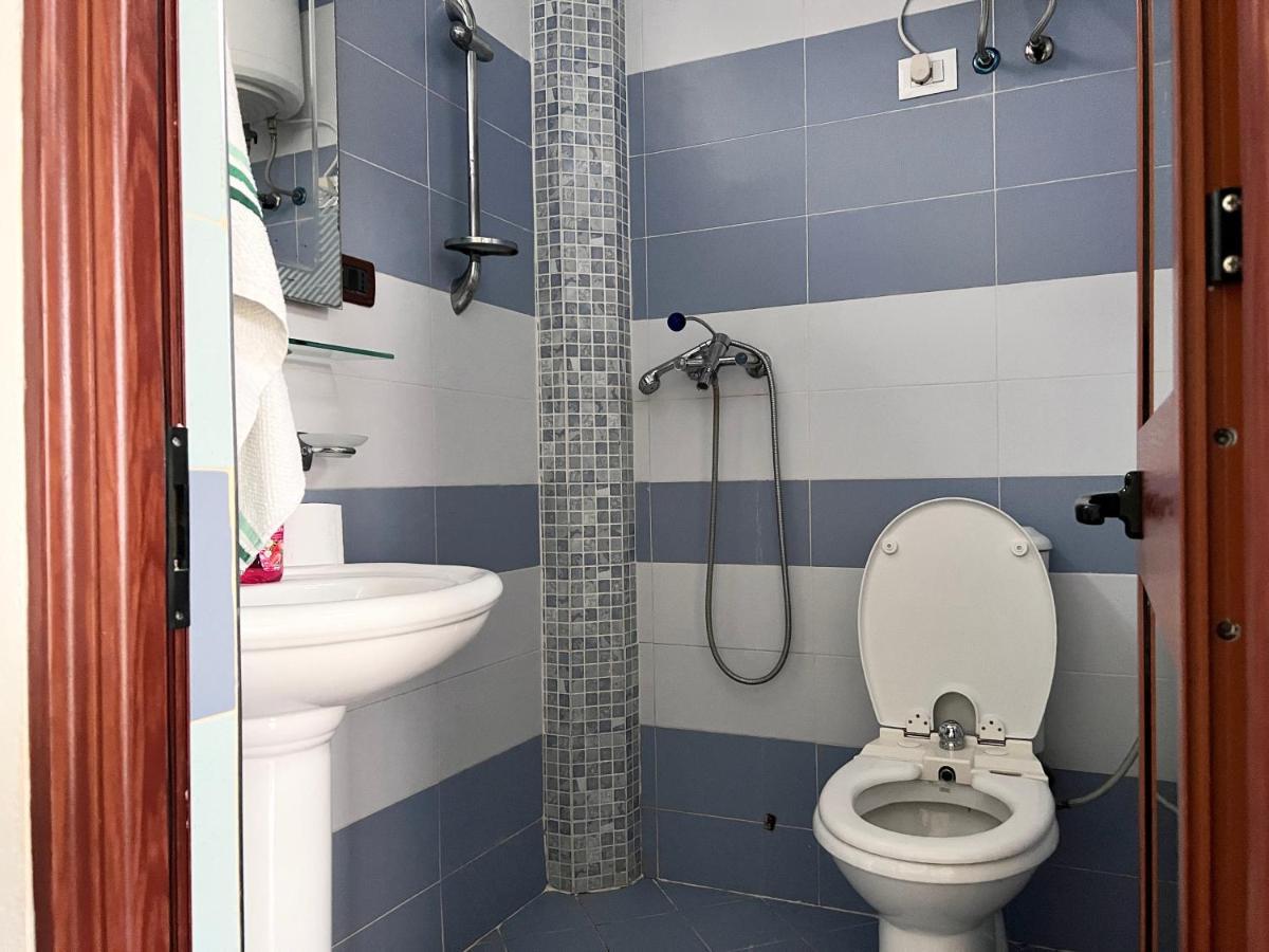 Ponari Apartments Rrotull エクステリア 写真